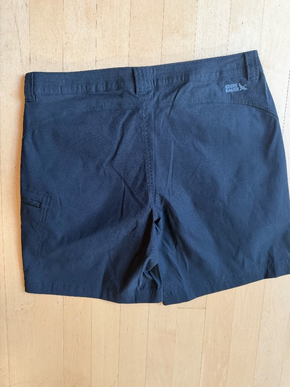 Eddie Bauer Black Ranier shorts, 6 CB2809 - Picture 6 of 6